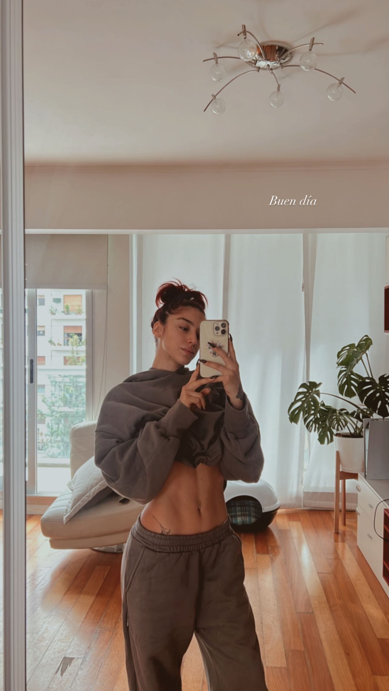 Belén Negri y su abdomen de hierro.