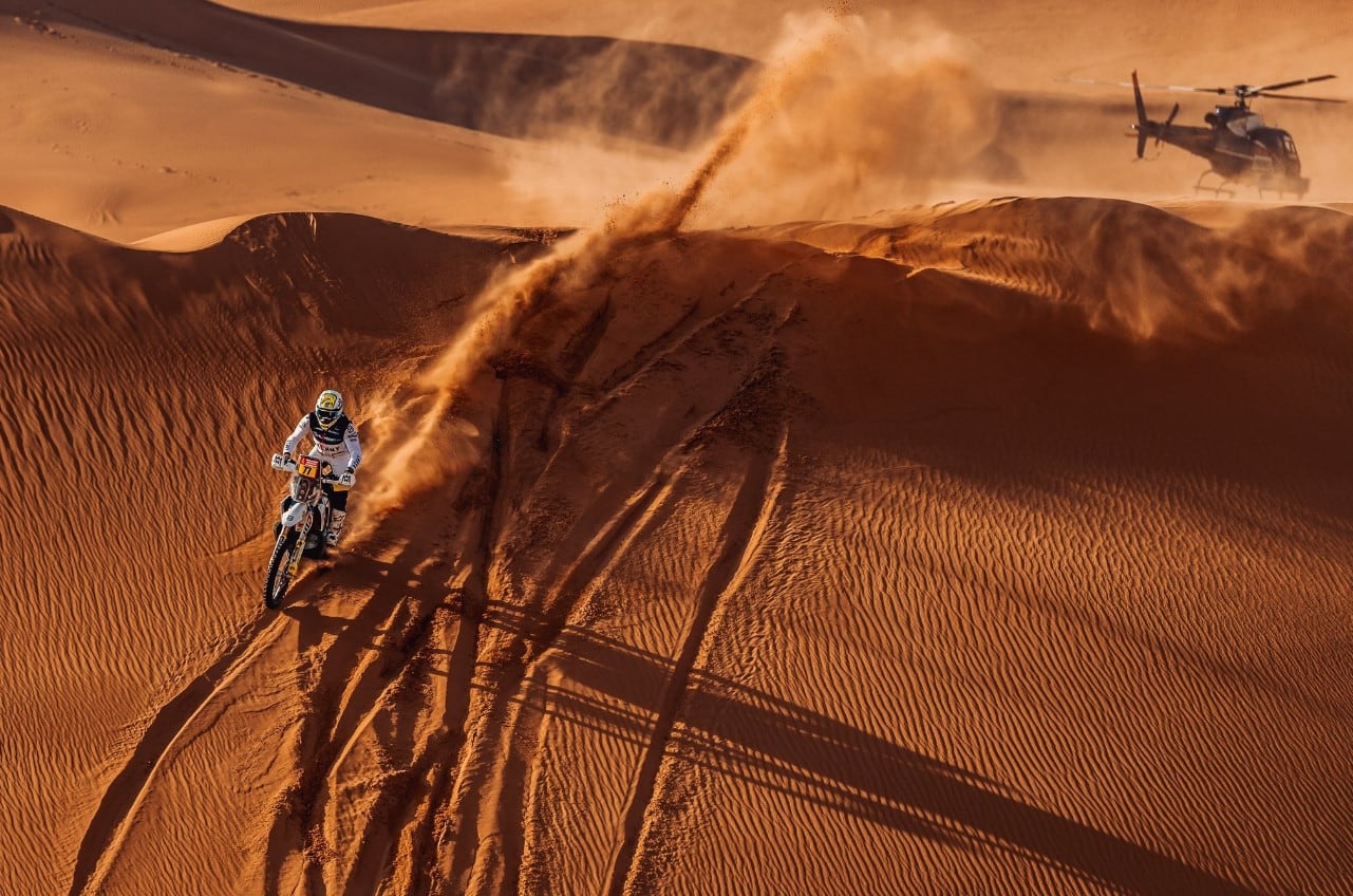 Luciano Benavides fue el mejor de los argentinos en la 8° etapa entre las Motos