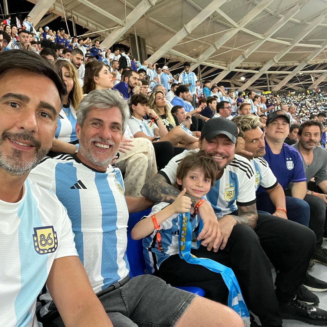 Los famosos que alentaron a la Argentina desde Qatar.