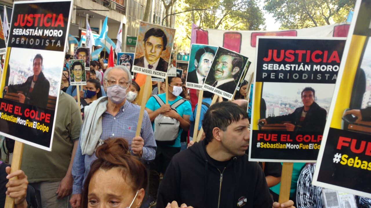 En Menodza miles dfe personas marcharon en conmemoración del último golpe de Estado cívico militar. José Gutiérrez/Los Andes.