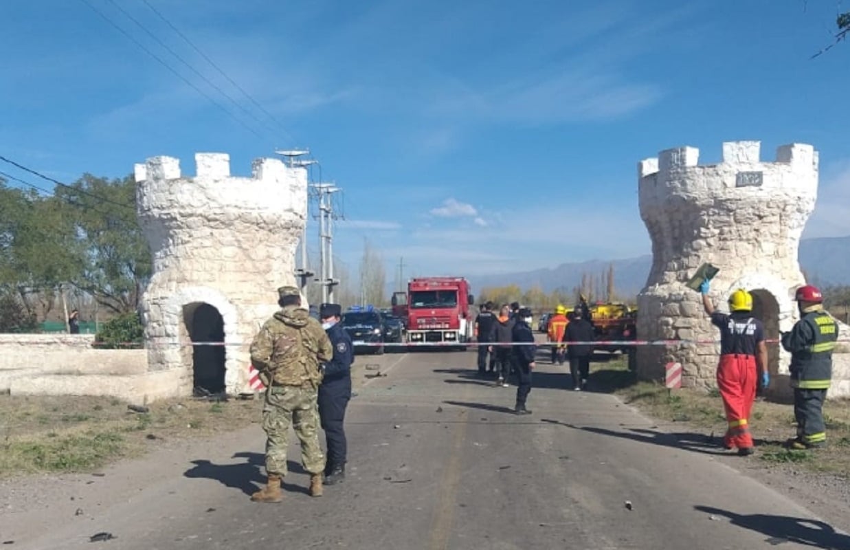 Un militar chocó contra un torreón y murió en Tunuyán - 