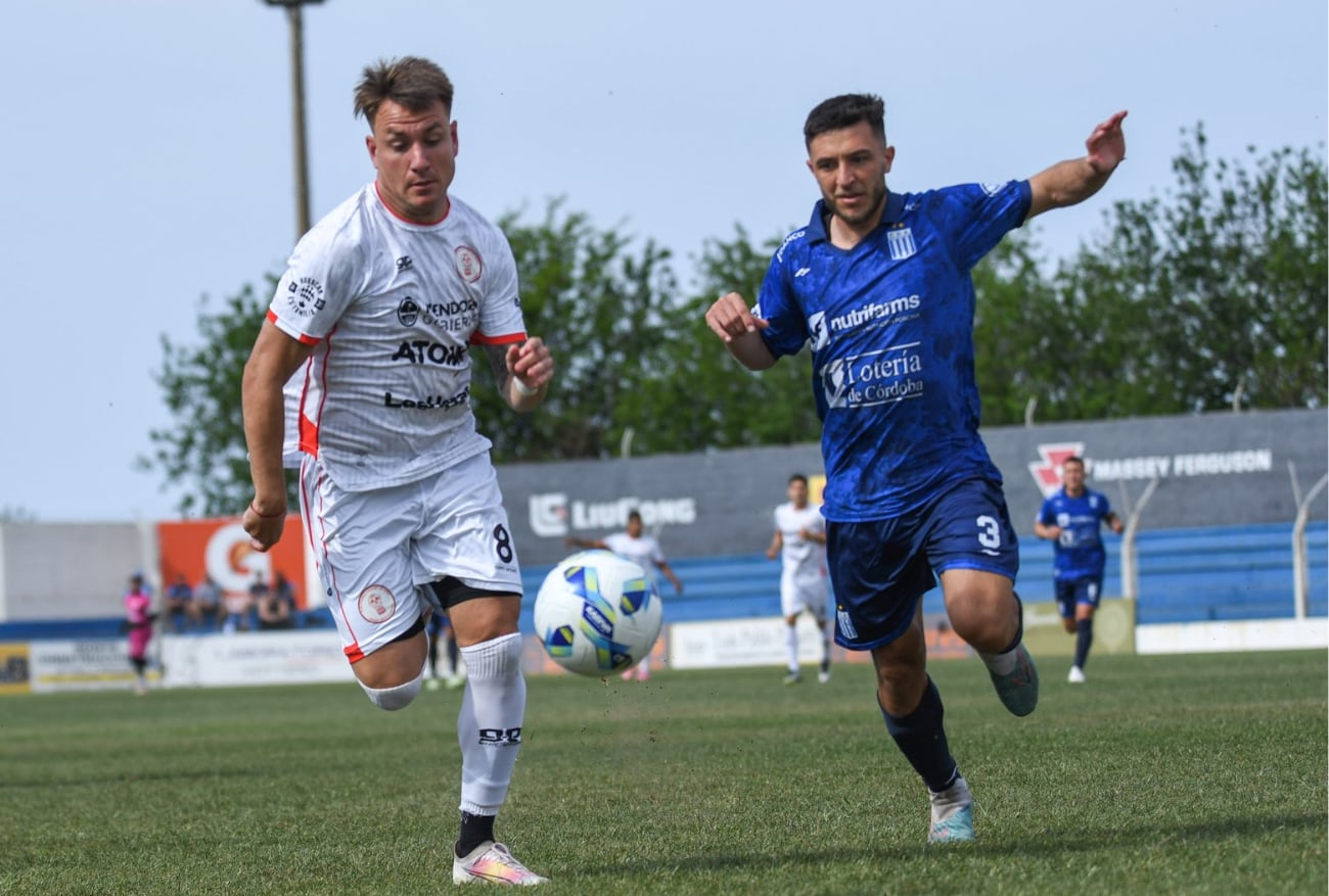 Huracán no pudo ante Argentino y quedó eliminado. / Foto: Prensa HLH