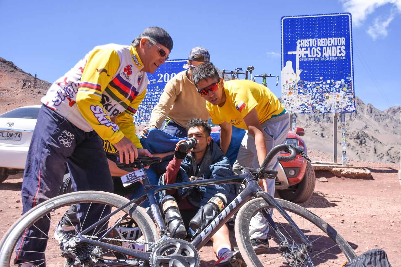 Vuelta de Mendoza 2023, septima etapa, el mendocino Mario Ovejero ganó la etapa reina en el Cristo Redentor.

Foto: Mariana Villa / Los Andes