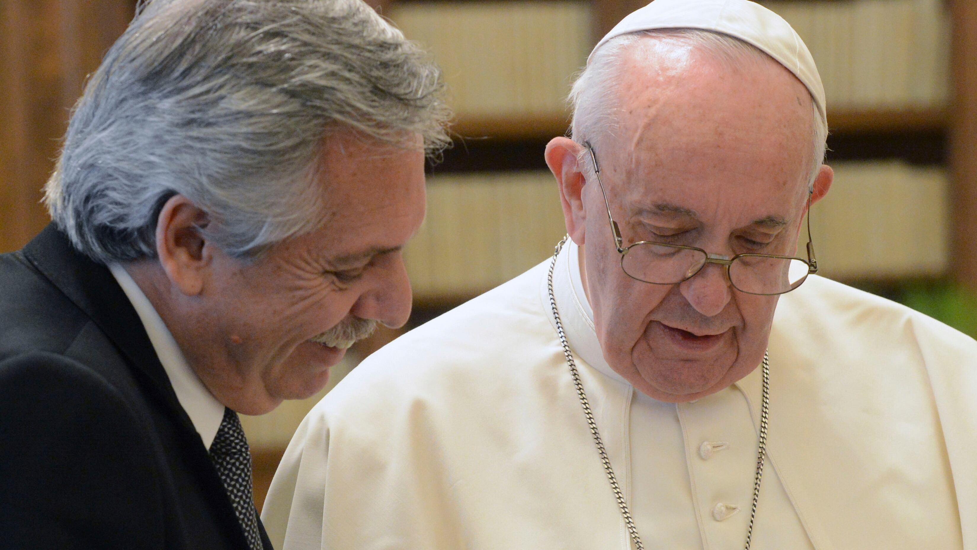 Alberto Fernández y el papa Francisco (Archivo)