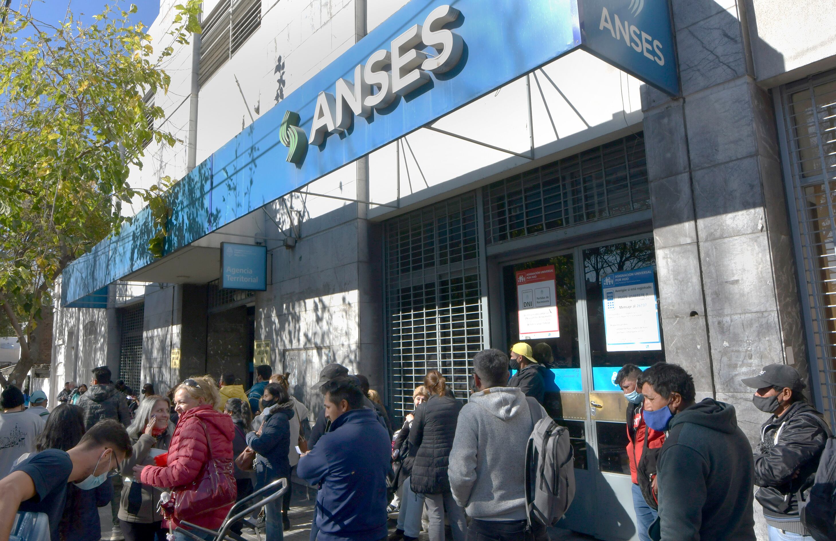 Créditos Anses: nuevos montos de cuota en junio de 2022 - Foto: Orlando Pelichotti / Los Andes