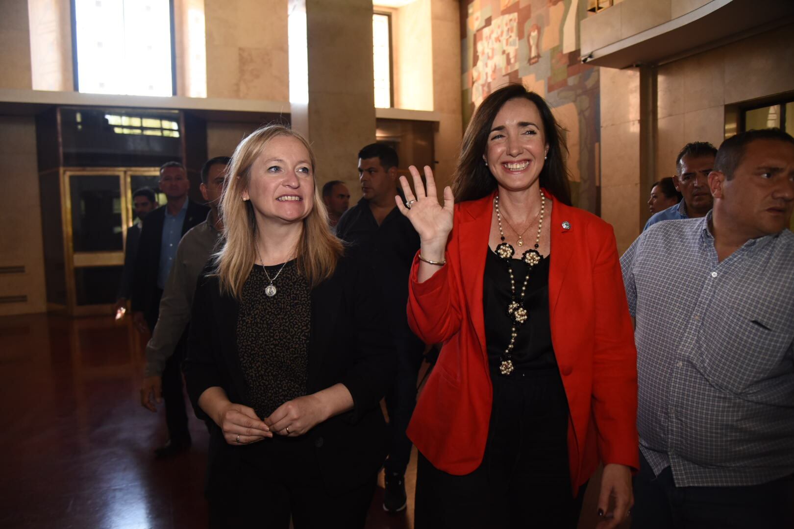 La vicegobernadora Hebe Casado junto a la vicepresidenta Victoria Villarruel. Foto: Prensa Gobierno de Mendoza.