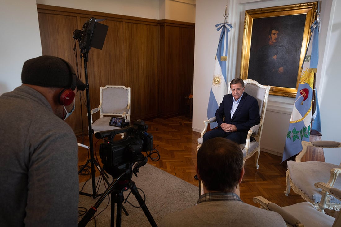 Entrevista al Gobernador de la provincia de Mendoza Rodolfo Suárez en su despacho de la casa de Gobierno.  Ignacio Blanco / Los Andes