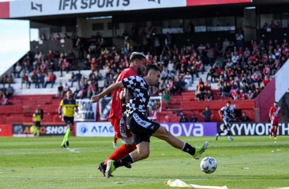 Deportivo Maipú vs Gimnasia y Esgrima. Foto: @gimnasiamzaoficial