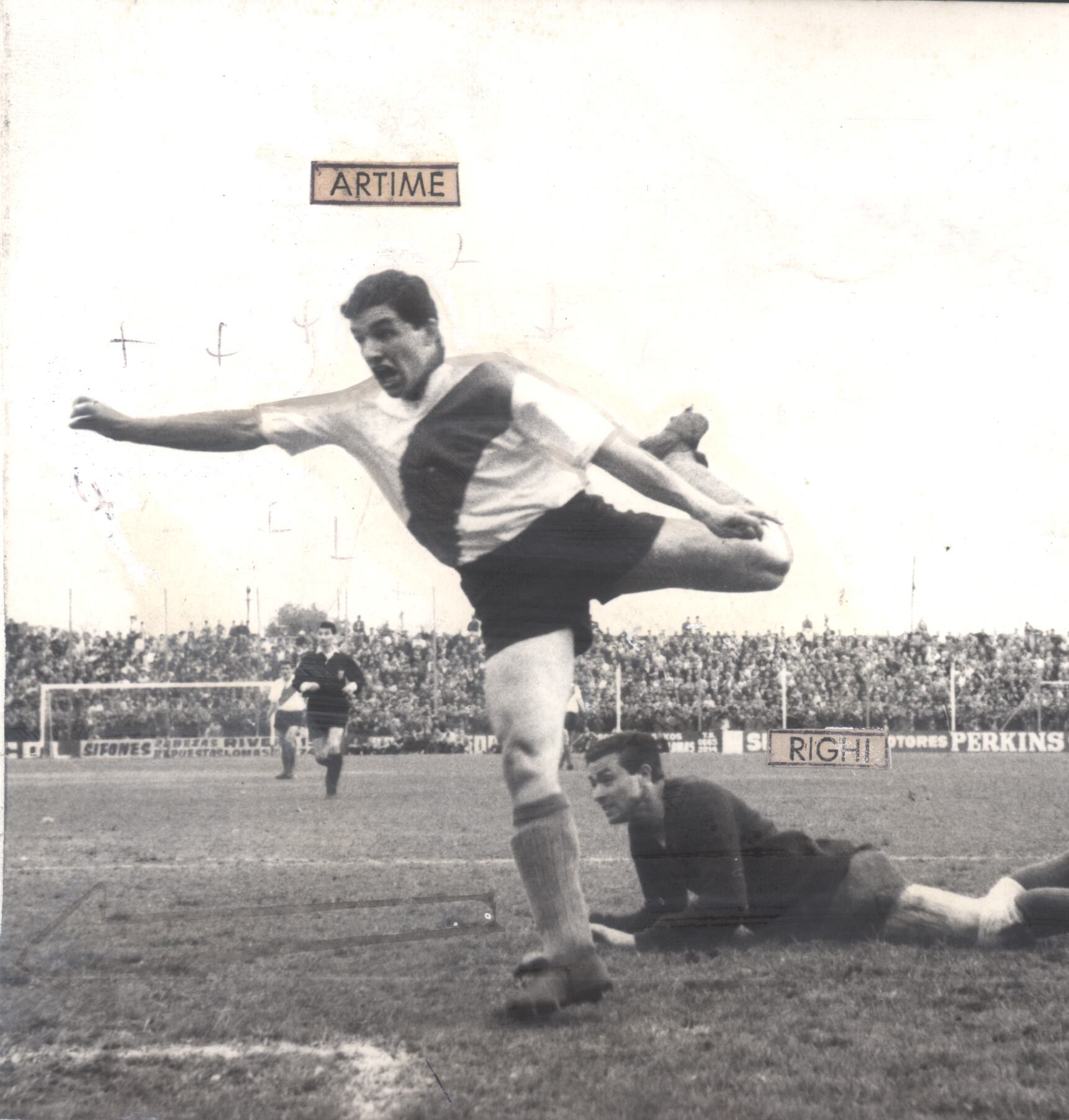 Luis Artime, goleador implacable que brilló en la década del '60. 