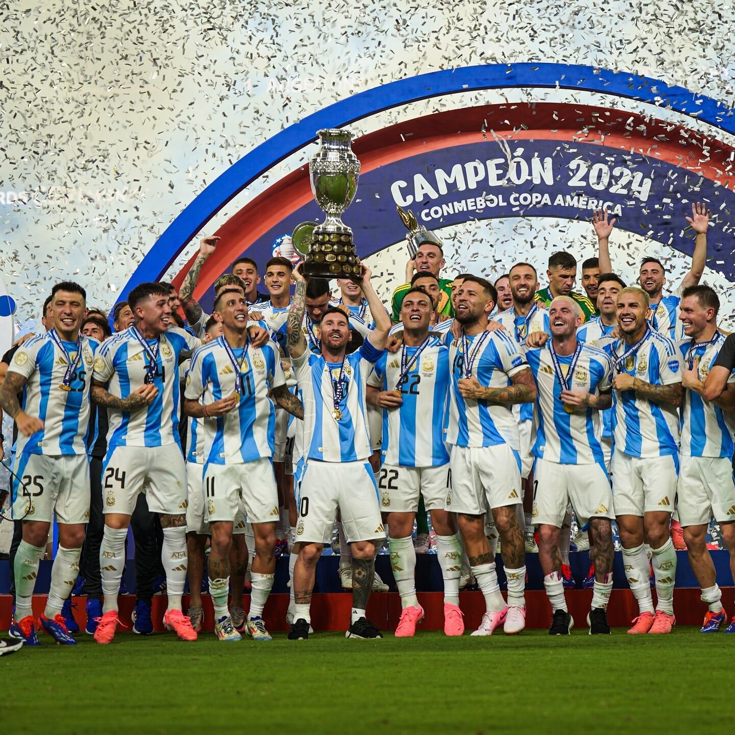 El festejo de la Selección Argentina, bicampeona de la Copa América en 2024.