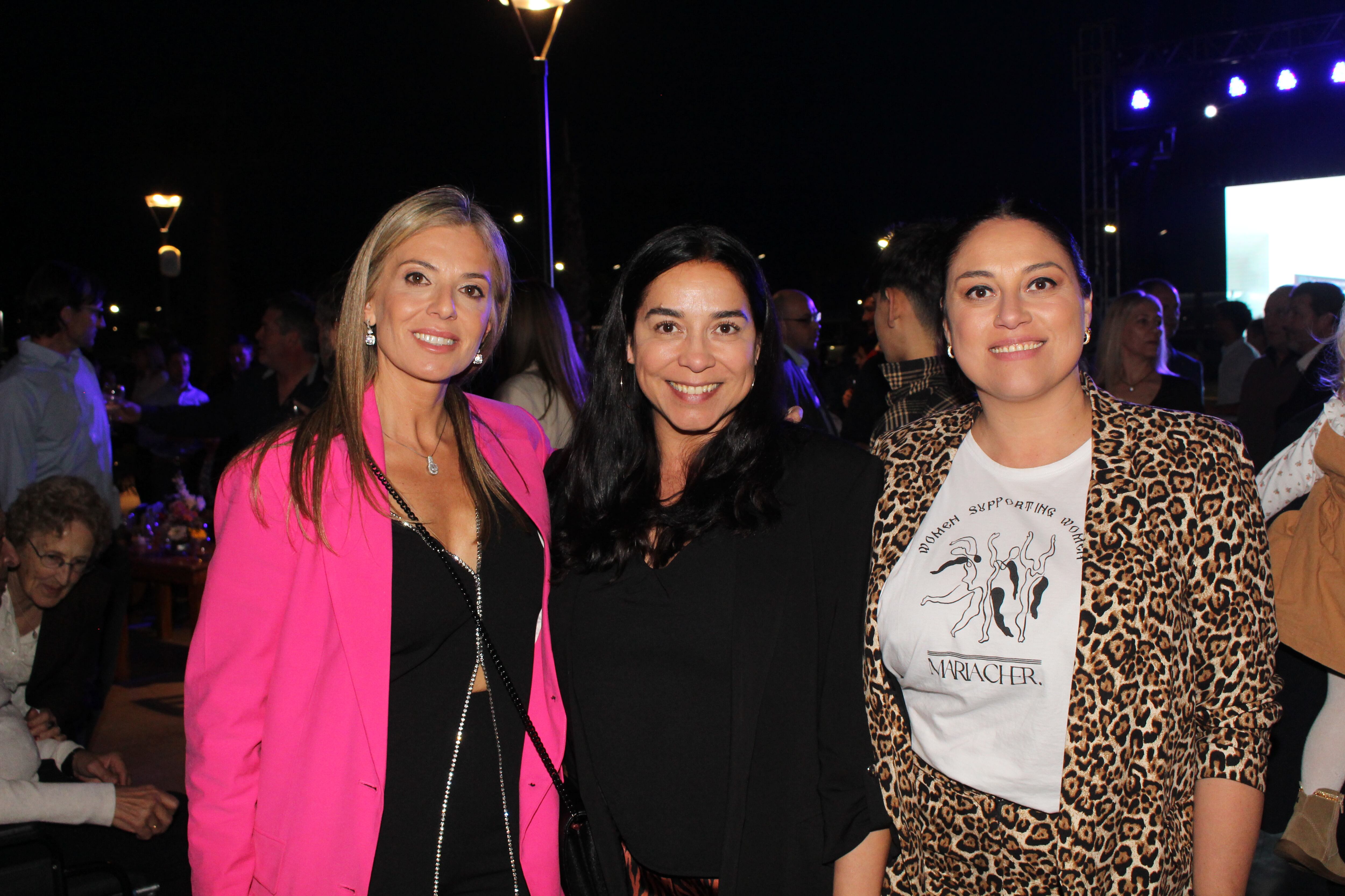 Valeria Carbonero, Gabriela y Valeria Luconi.