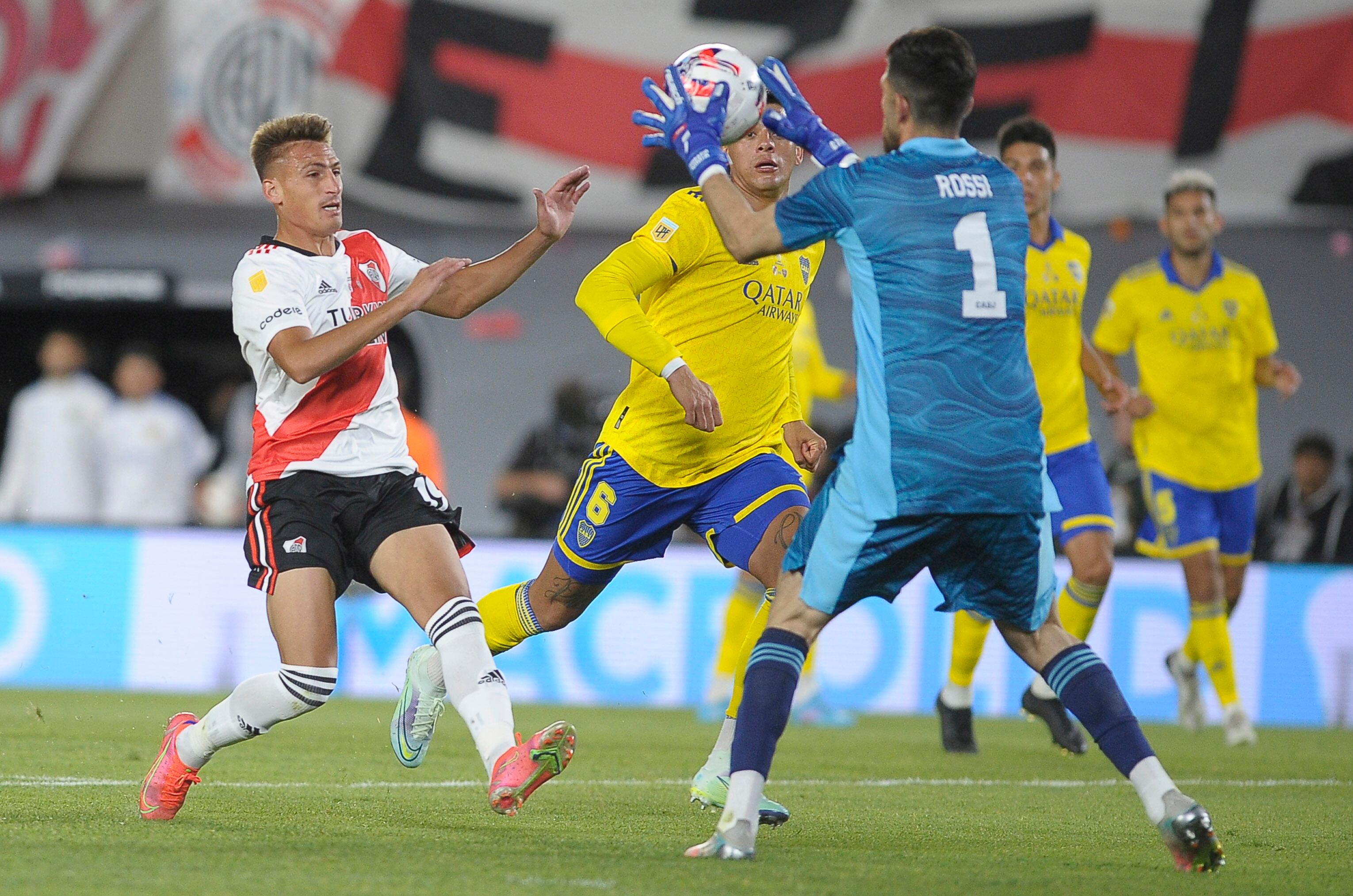 Agustín Rossi, el arquero salvador de Boca en el último clásico ante River en el Monumental. (Fotobaires)