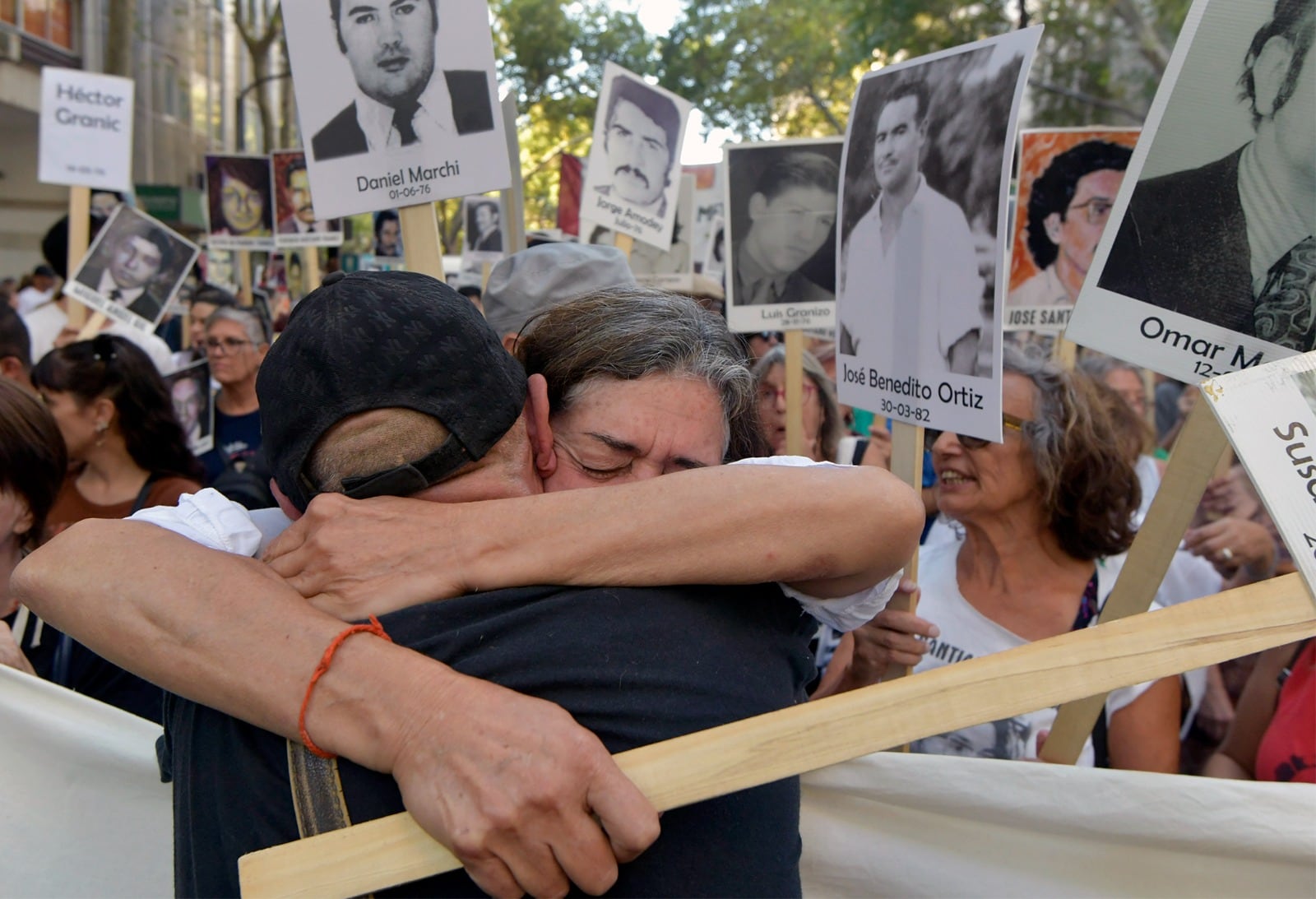 Multitudinaria marcha por el 24M en las calles mendocinas / Orlando Pelichotti.