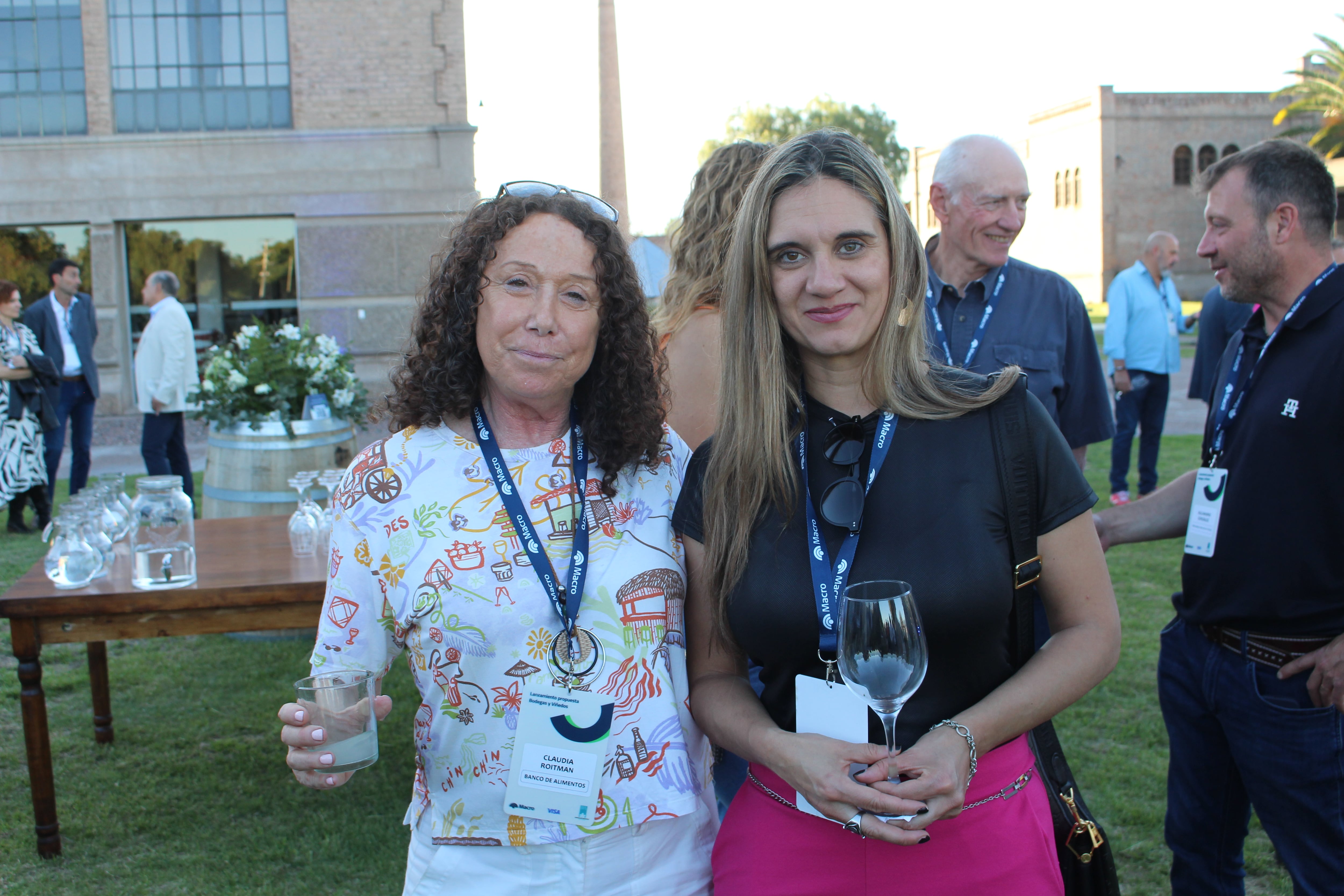 Claudia Raitman y Daniela Carcamo