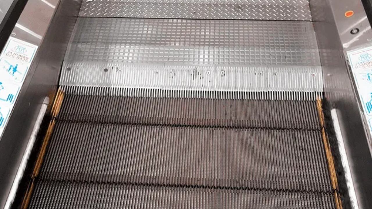 Los cepillos en las escaleras mecánicas se usan con un propósito de seguridad