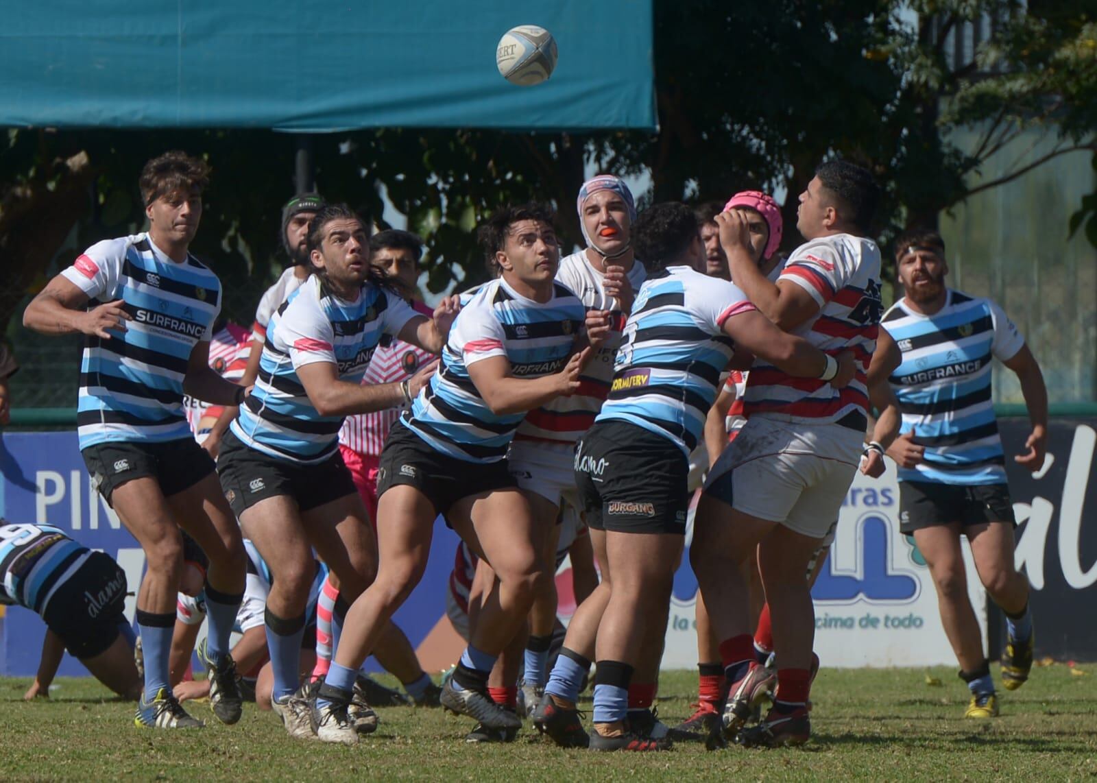 Marista barrió a Liceo y se escapa en la cima del Top 8 Cuyano. / URC