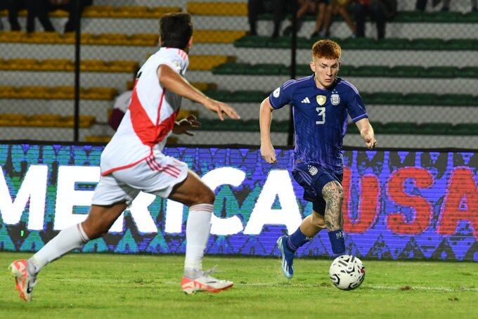 Valentín Barco en acción para la Sub 23 de Argentina. (AFA).