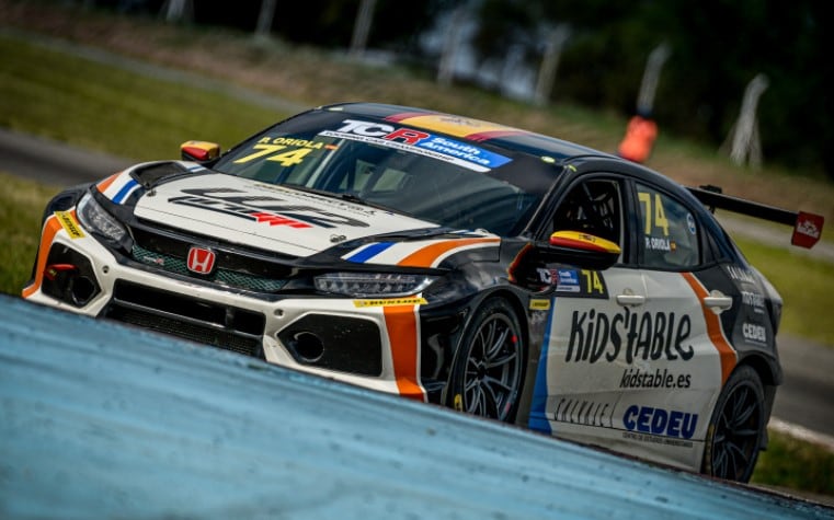 TCR South America: Oriola fue el mejor del viernes