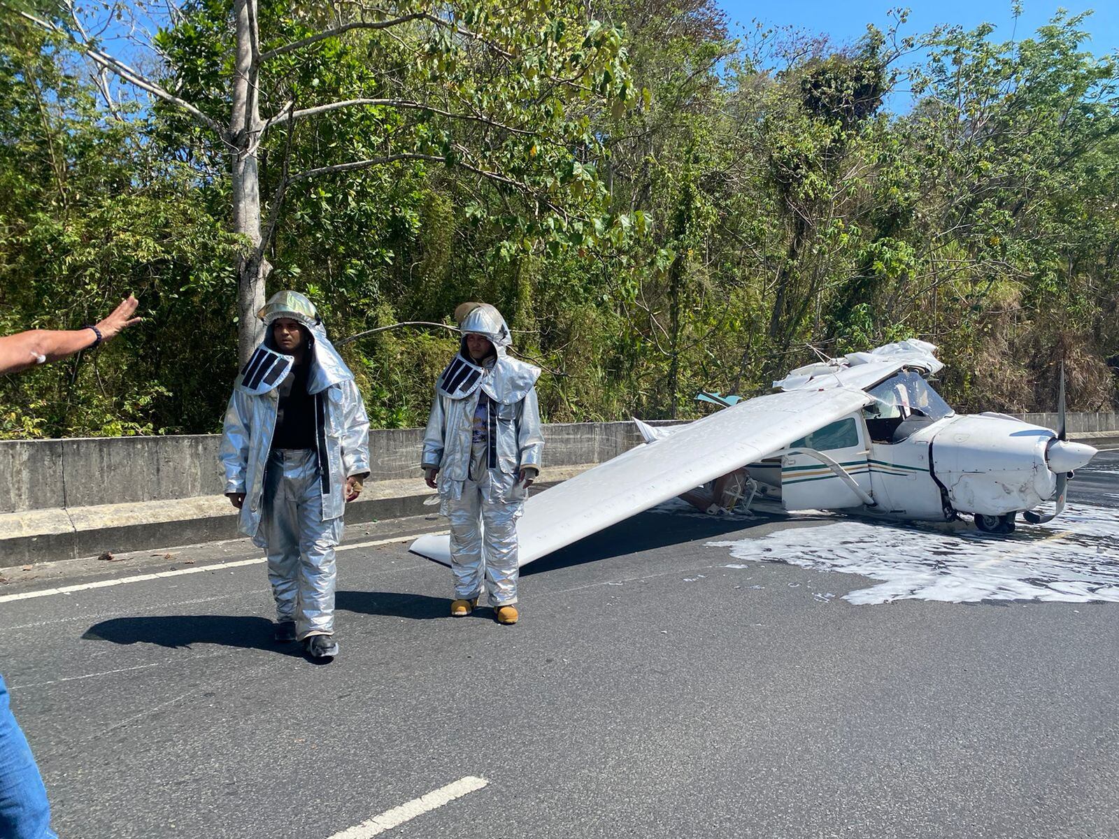 El avión sufrió múltiples golpes en el impacto. Foto: Autoridad Aeronáutica Civil de Panamá