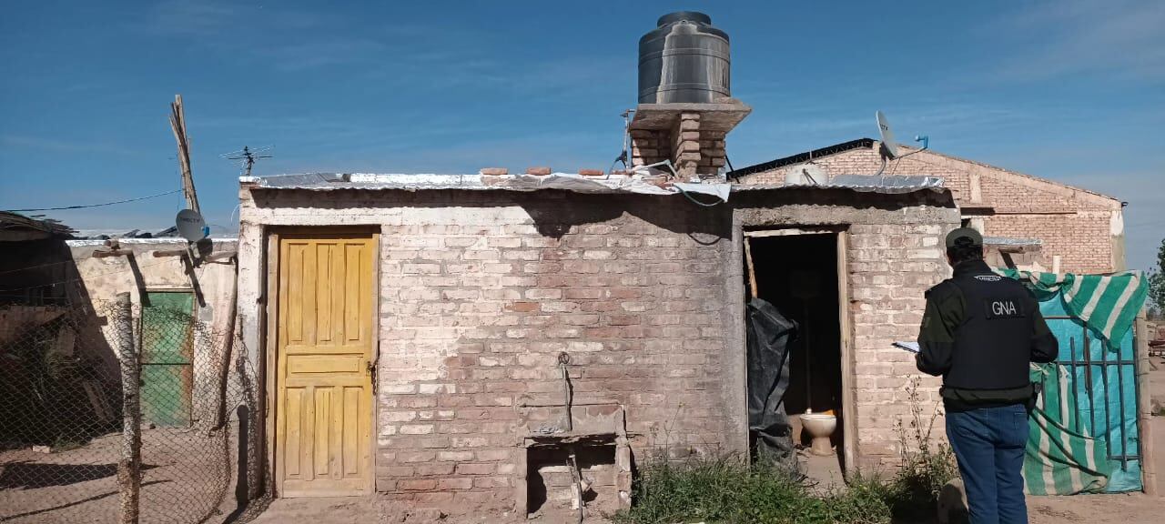 Allanaron una finca en Lavalle en el marco de una causa por trata de personas con fines de explotación laboral. Foto: Gendarmería Nacional Argentina