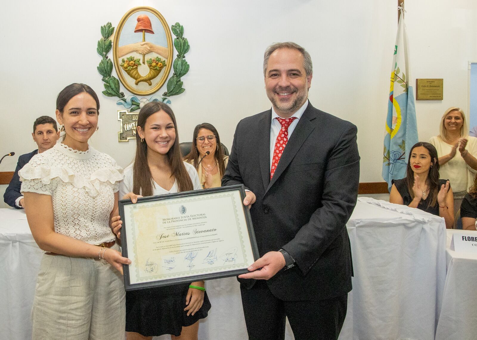 Matías Stevanato juró como Intendente de Maipú