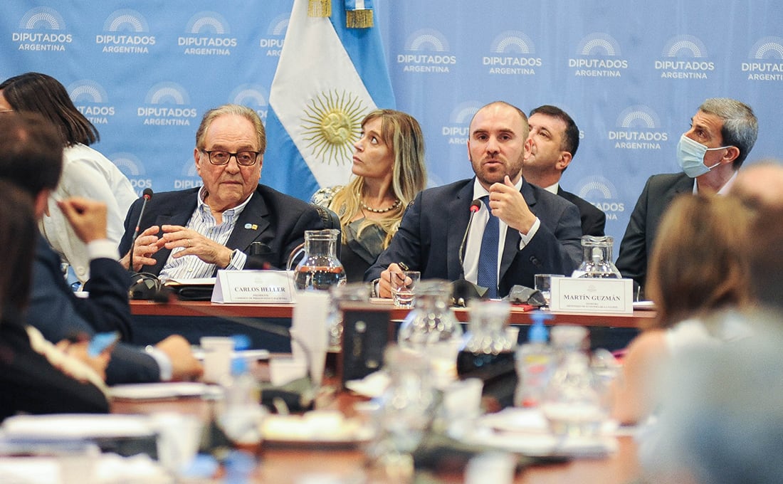 Carlos Heller y Martin Guzman durante la presentacion del presupuesto 2022 en Diputados Foto Federico Lopez Claro