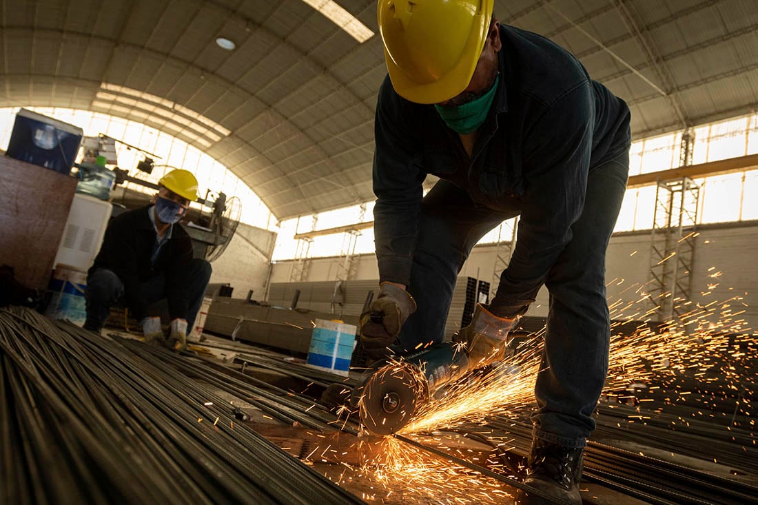 La posibilidad de "acopiar materiales", alienta las compras en el rubro construcción en este Cyber Monday.  Foto: Ignacio Blanco / Los Andes (Ilustrativa)

