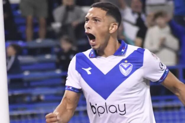 Abiel Osorio: el delantero de Vélez también está acusado.