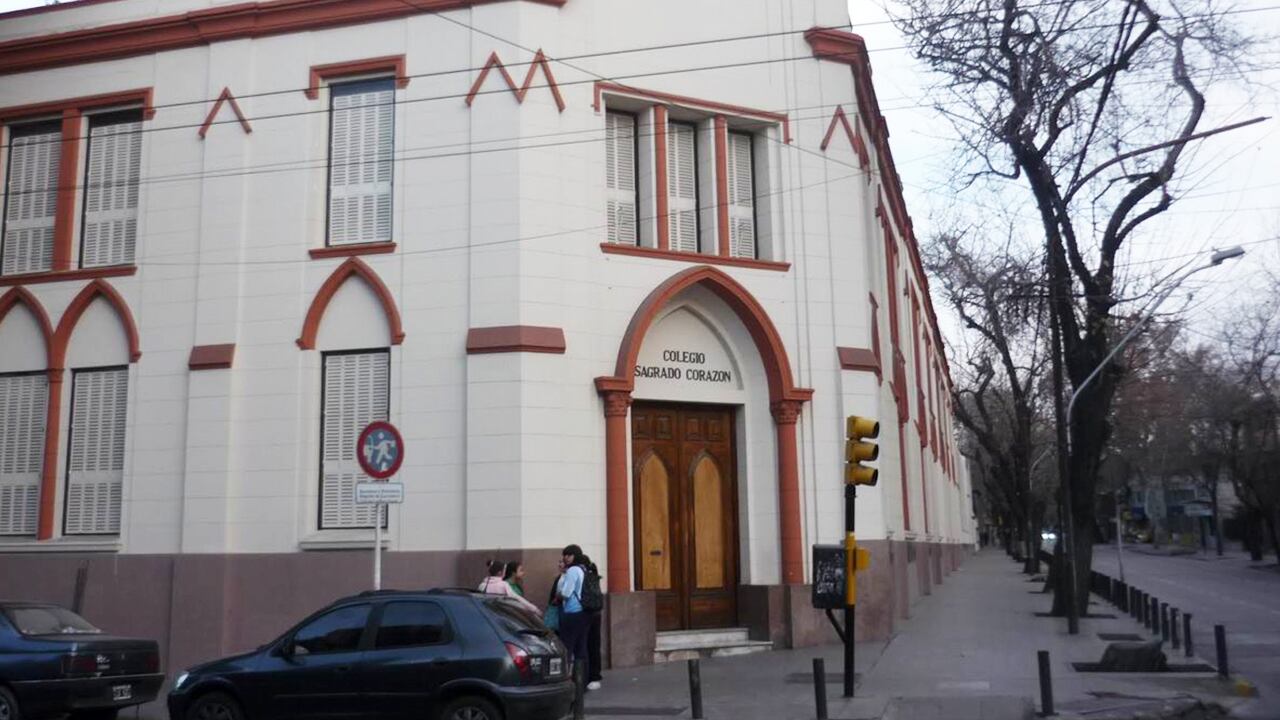 Colegio Sagrado Corazón de Jesús en Mendoza.