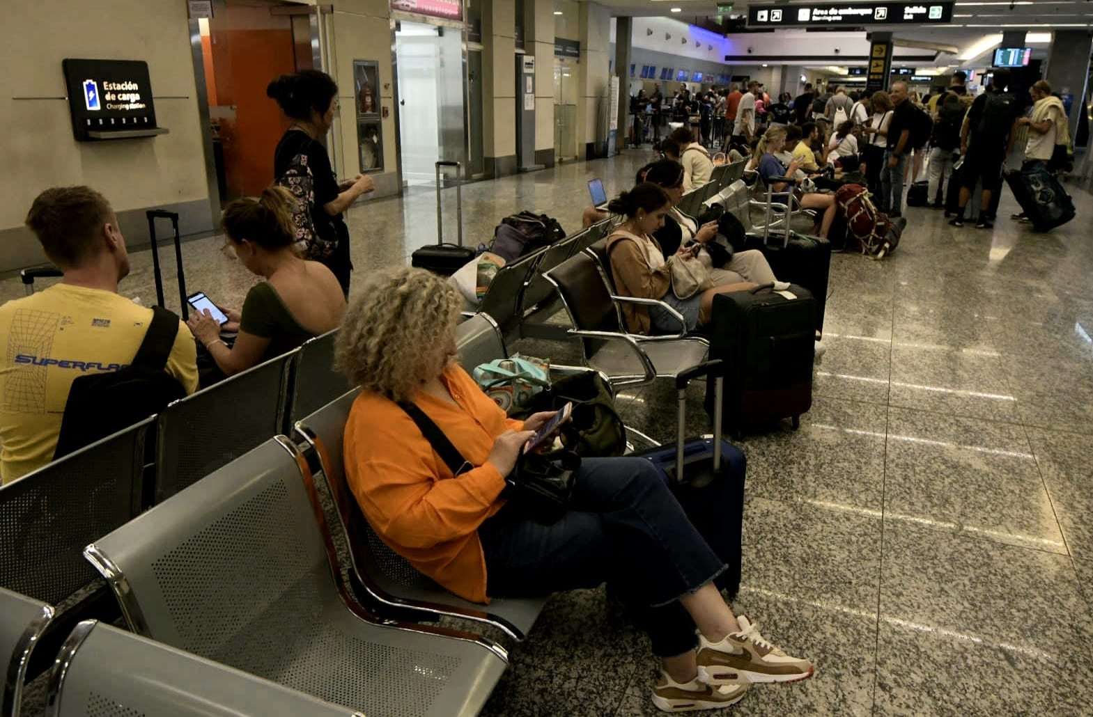 Vuelos cancelados: así luce el aeropuerto de Mendoza en medio del paro de gremios aeronáuticos el miércoles 28 de febrero (Orlando Pelichotti / Los Andes)