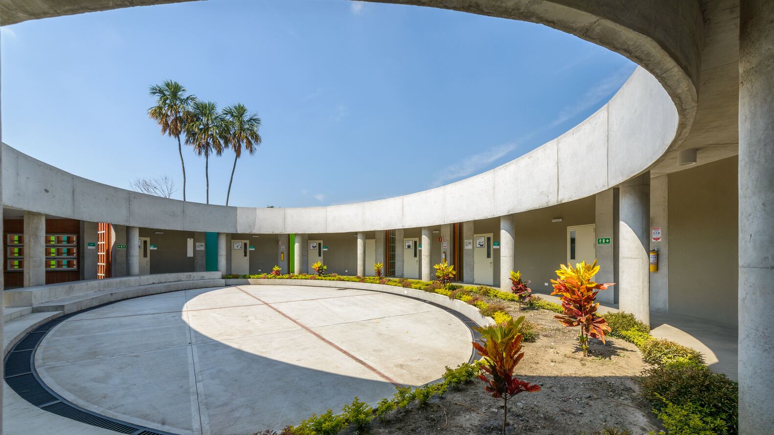 Escuela de Música de Candelaria / Espacio Colectivo Arquitectos.