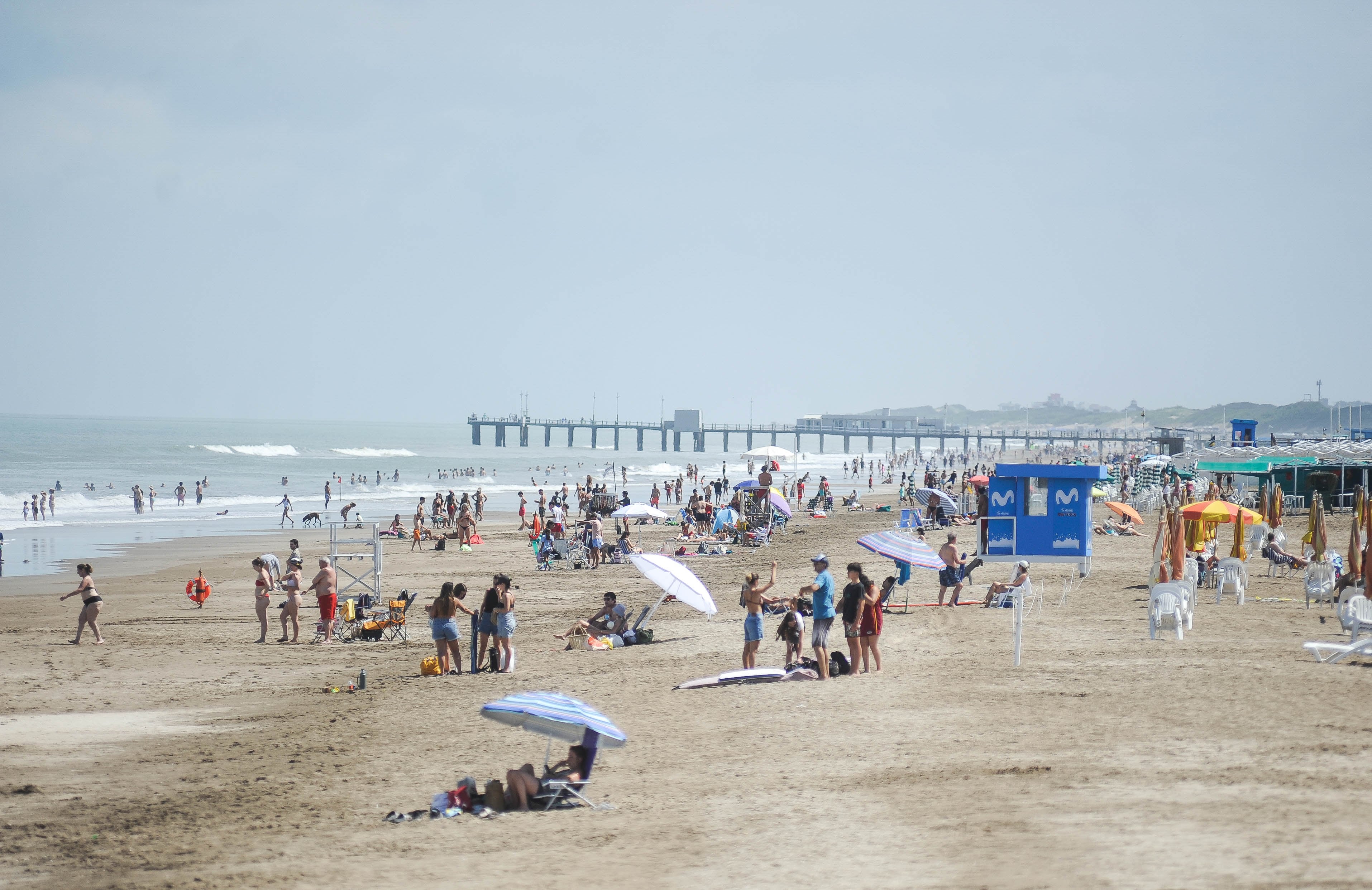 PINAMAR , costa atlantica Argentina
Temporada de Verano 2023 / 2024 
Playa del centro y norte Mar 
Foto Federico Lopez Claro