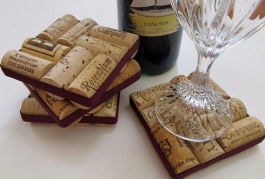 Recicla corchos de vino y conviértelos en posavasos