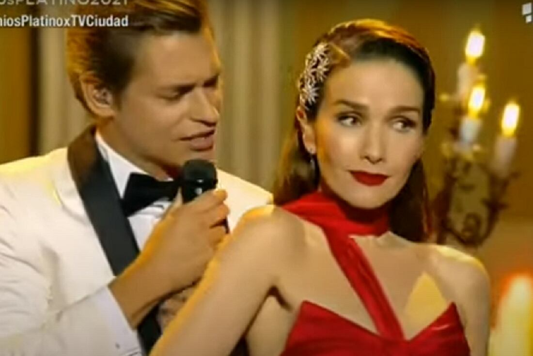 Baute y Oreiro en los Premios Platino. (Captura)