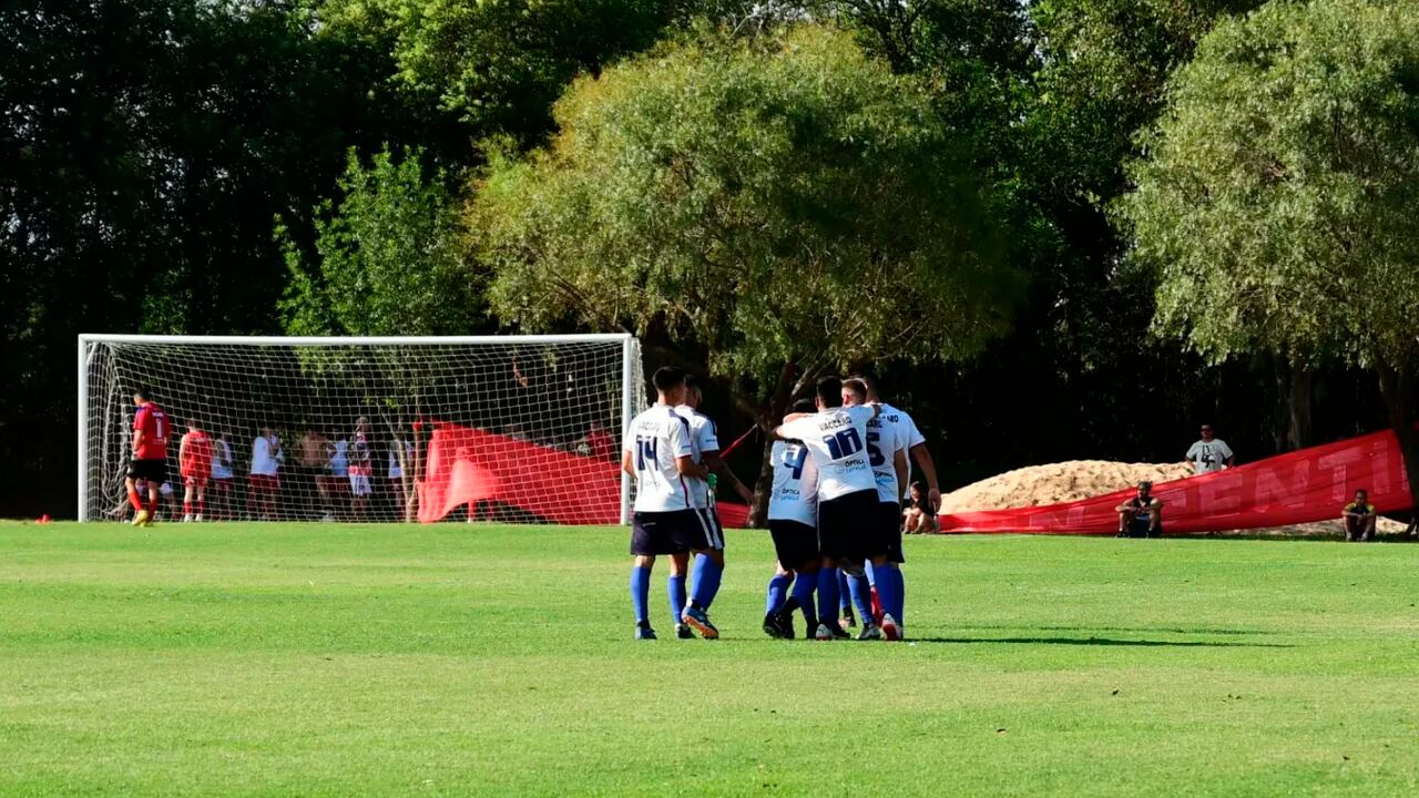 La Justicia determinó que el demandado no podrá participar del torneo de fútbol. Foto: Facebook UCFA