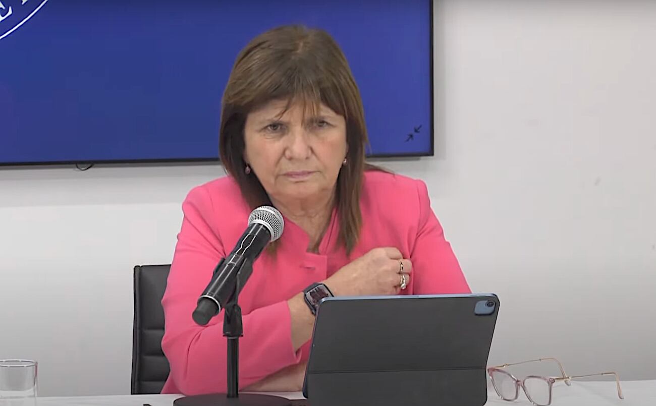 La ministra de Seguridad, Patricia Bullrich, advirtió en una conferencia de prensa brindada el jueves pasado que “si se toma la calle va a haber consecuencias”. Foto: Captura.