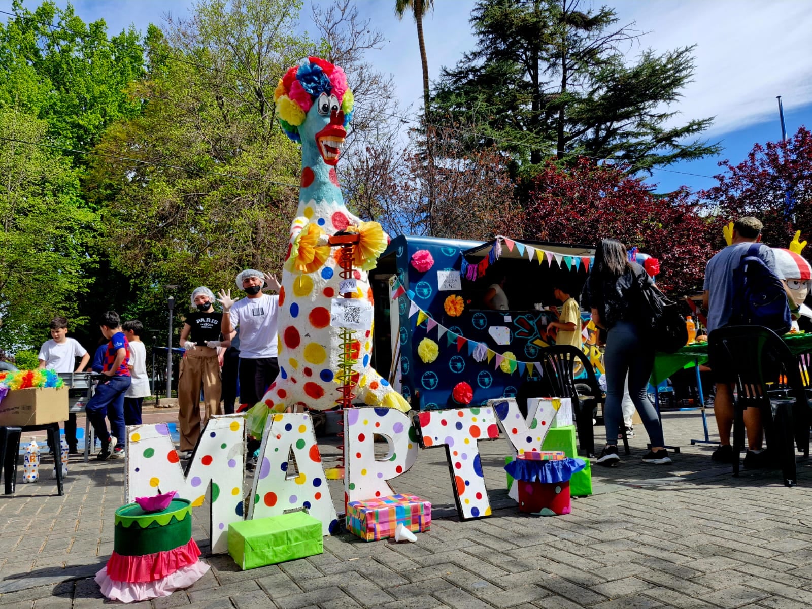 Fin de semana a puro color con los Kioscos maipucinos