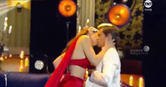 Natalia Oreiro y el beso apasionado que le dio a Carlos Baute