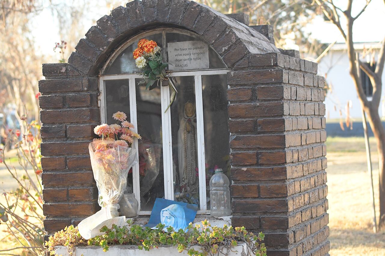 Gruta de la Virgen de la Rosa Mística en Luján. Foto: Marcelo Rolland