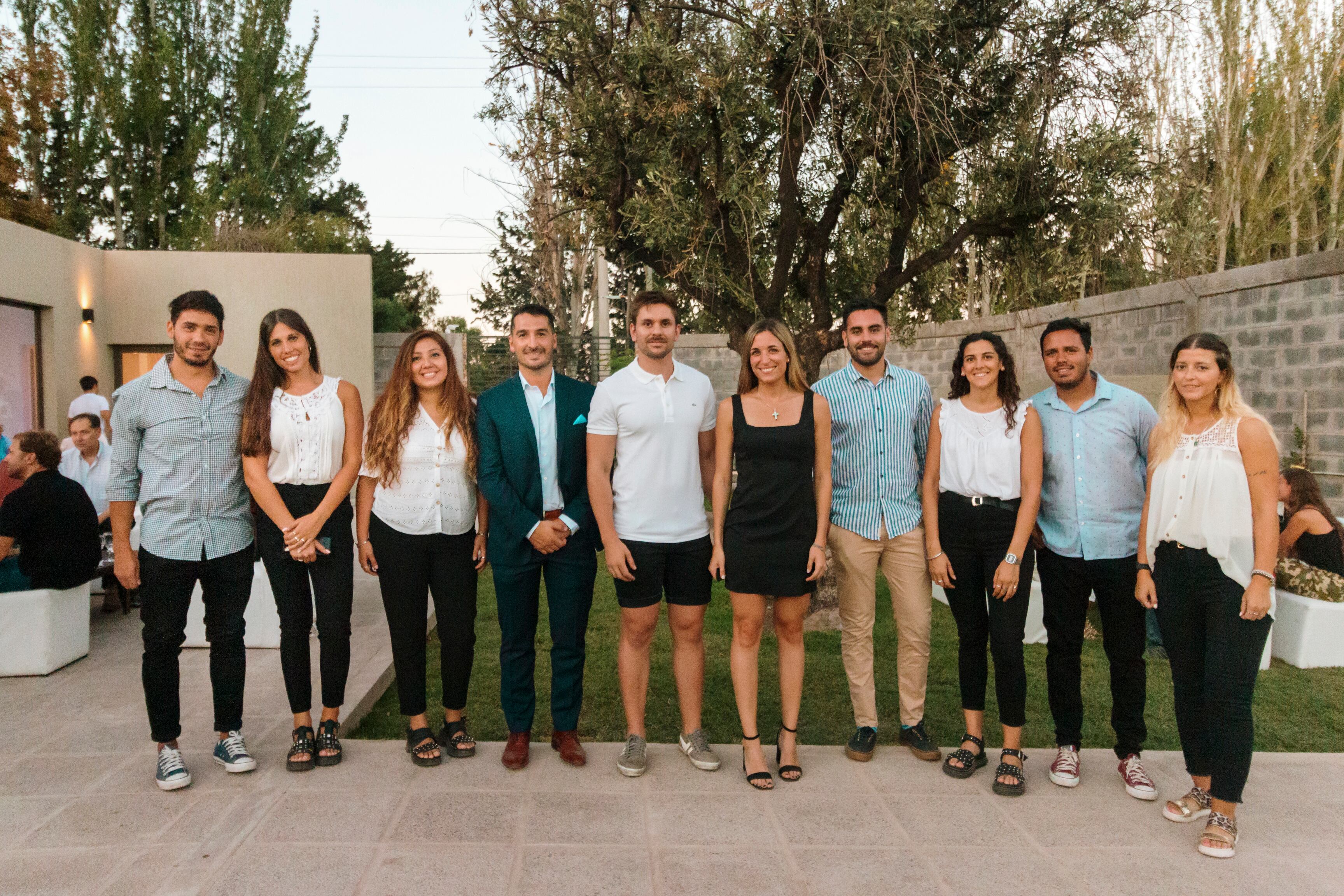 El equipo de Hyde Development, inaugurando un barrio más.