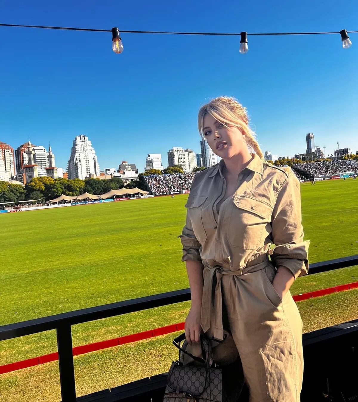 Wanda Nara y Soledad Pastorutti lucieron brillante en la final del Abierto de polo.