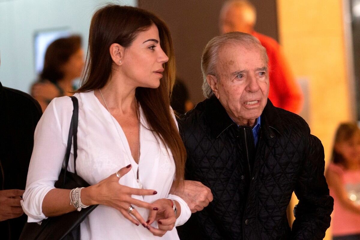 Zulemita Menem, a fines de 2018, junto a Carlos Menem. 