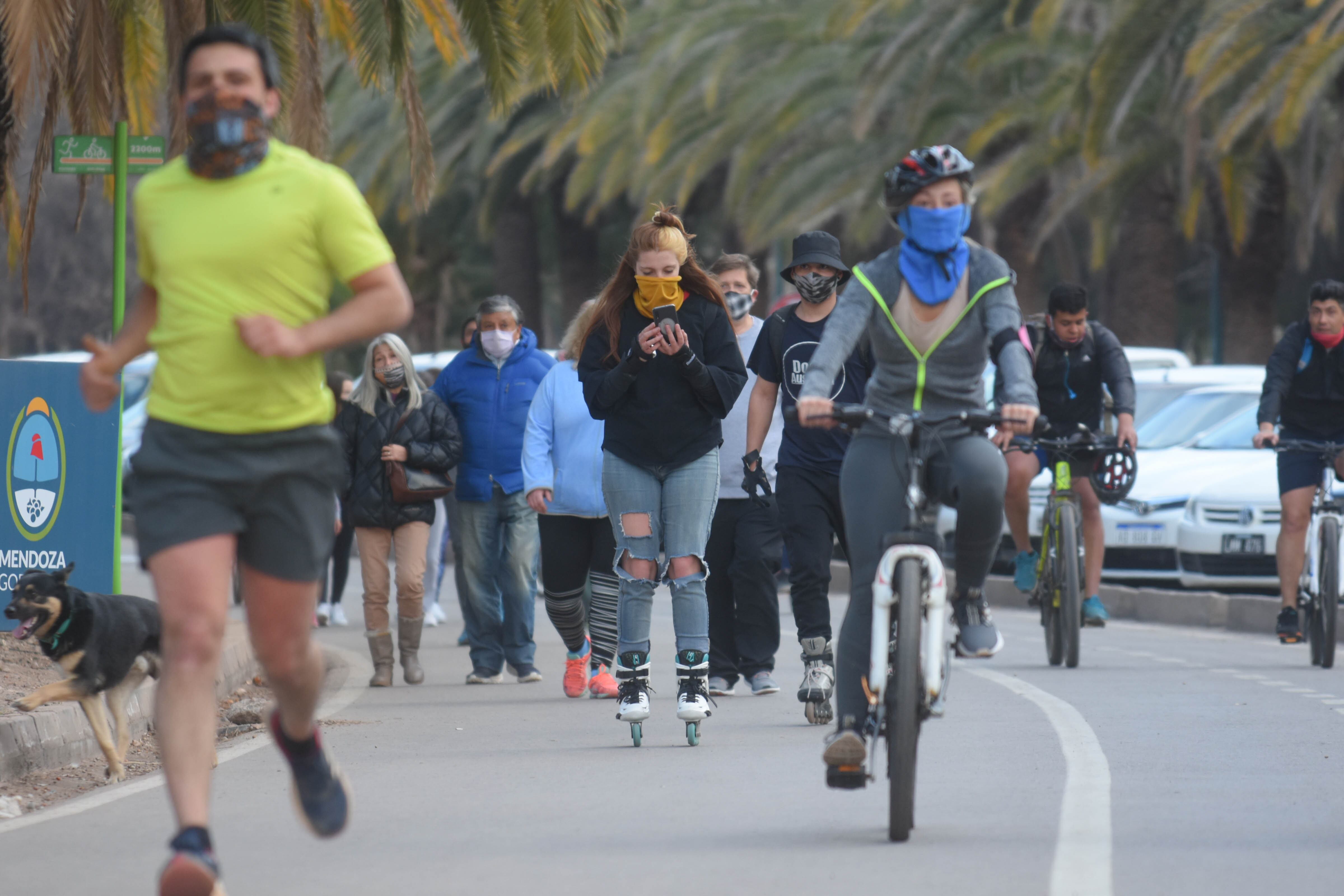 La tarde del domingo  se lleno de personas realizando actividad físisca.