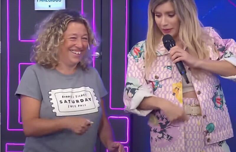 Una mujer se presentó como parecida a Maru Botana y le dijeron que tenía más rasgos de Shakira. ¿Vos qué crees?