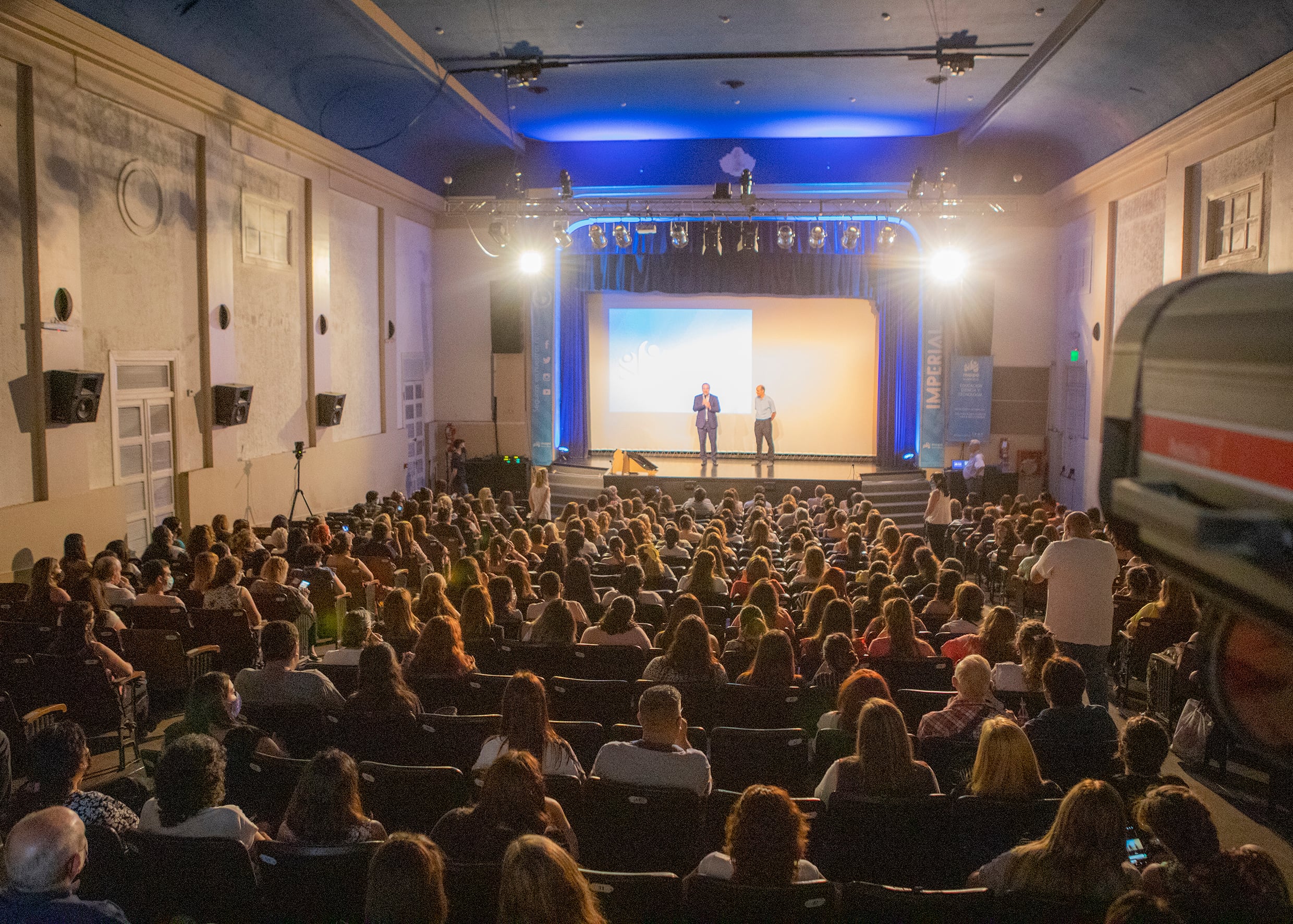 Presentación del programa en el Teatro Imperial.