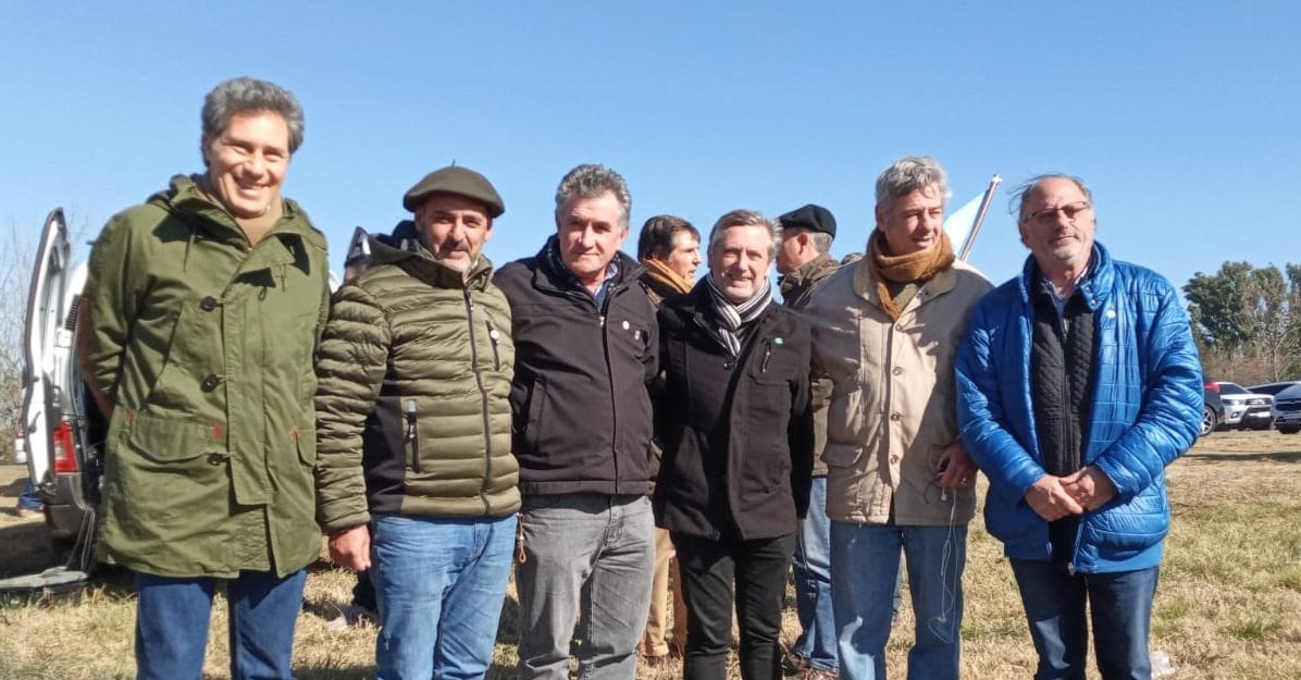 Movilización del campo en Gualeguaychú. Entre los dirigentes rurales convocados en Entre Ríos, está el mendocino Carlos Achetoni.