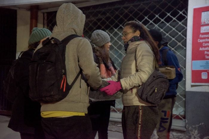 Ante las bajas temperaturas, en los últimos días se intensificaron los operativos de asistencia de personas en situación de calle