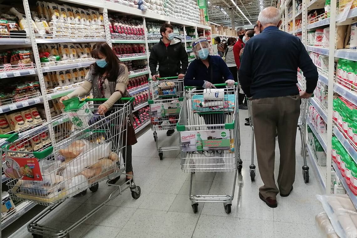 No todo se puede adquirir en supermercados de Chile en fase 1 - 