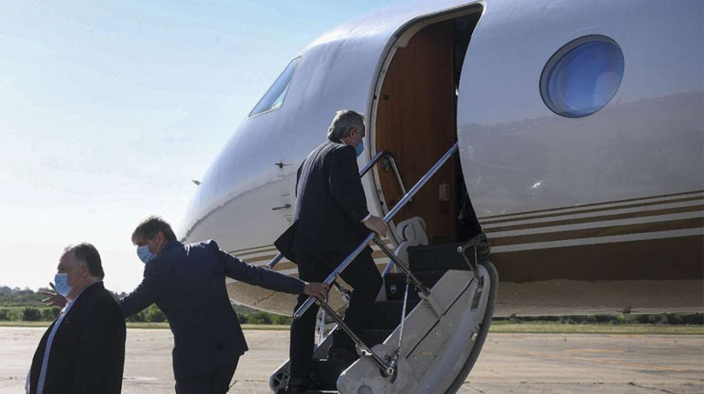 El reconocido Tango 01 no vuela desde finales del 2015 y durante estos años se idearon diversas opciones para su futuro: desde venderlo hasta desarmarlo o convertirlo en un avión hidrante.