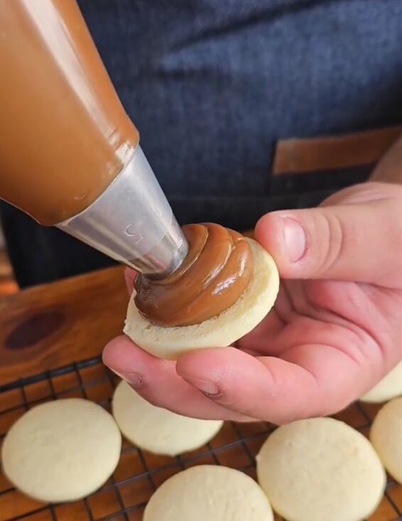 El truco definitivo para preparar los mejores alfajores de maicena